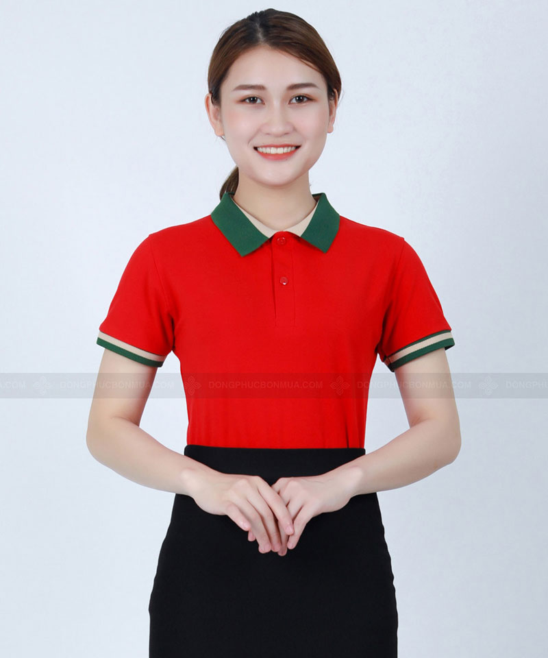 Áo phông đồng phục với màu đỏ nổi bật