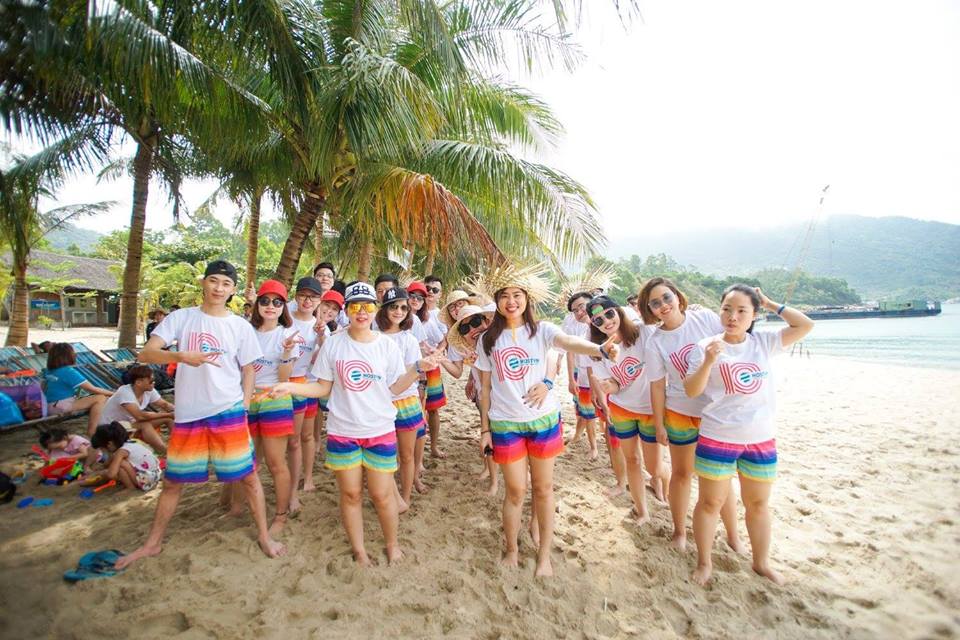 áo đồng phục team building