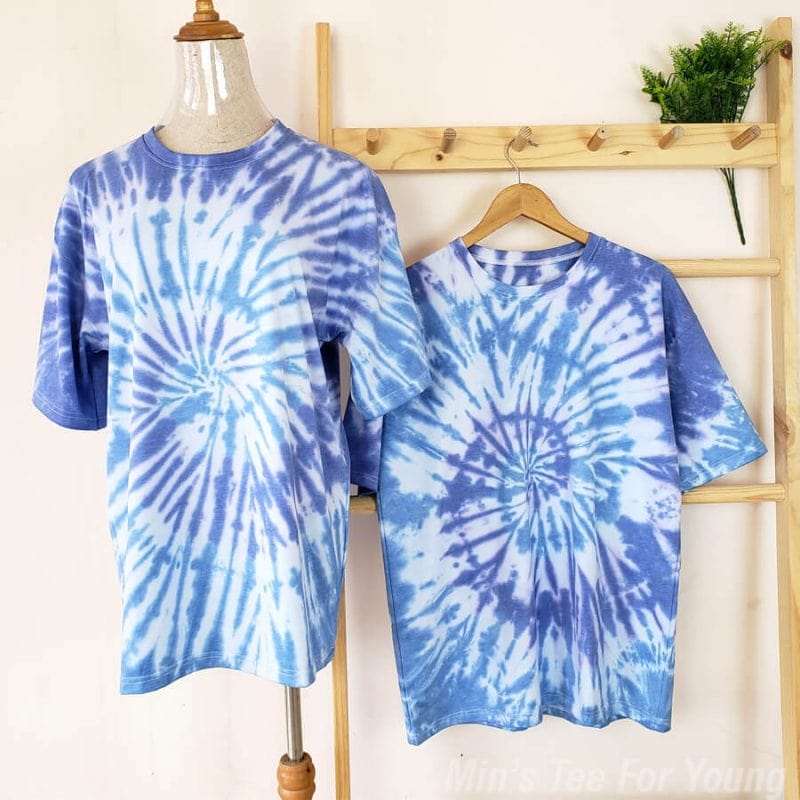 mẫu áo lớp tie dye