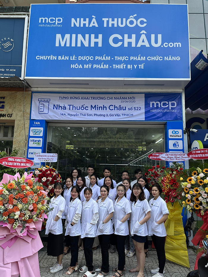 nhà thuốc minh châu đồng phục dược sĩ