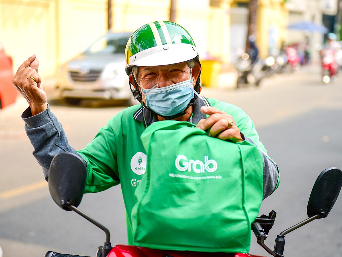 giá đồng phục Grab