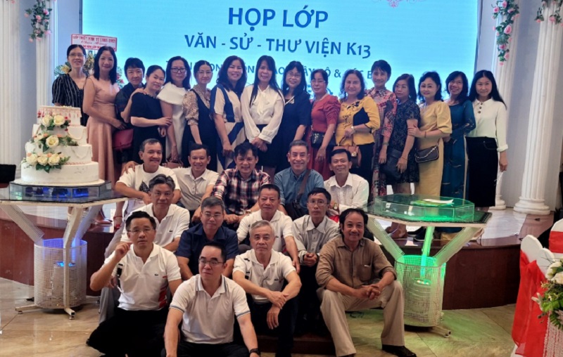 hop-lop-50-nam-nen-mac-gi-dep-nhat