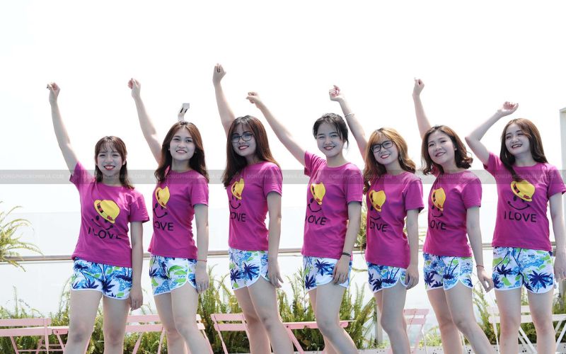 ao-nhom-di-phuot-dep