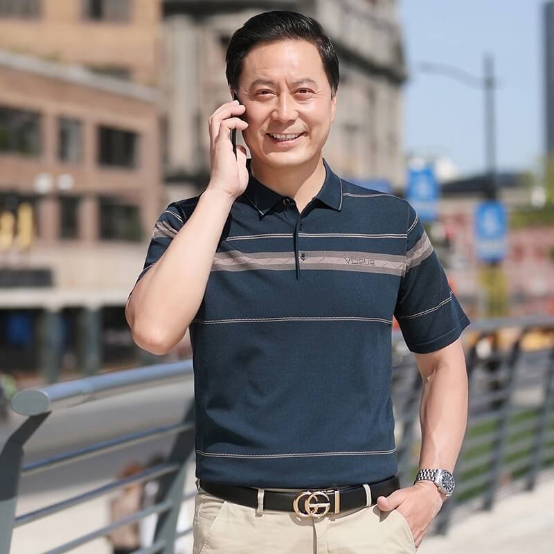 Mau ao thun nam trung nien soc ngang