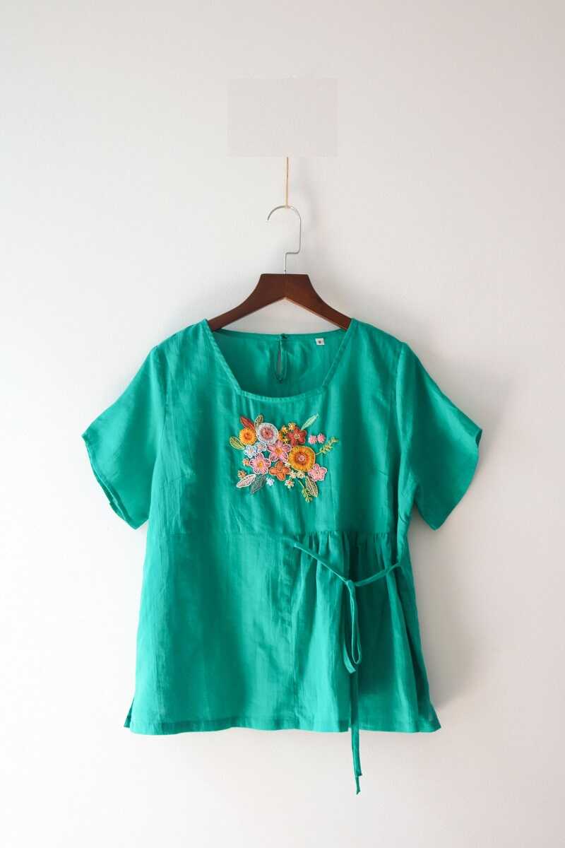 Áo linen thêu tay kiểu dáng phong cách