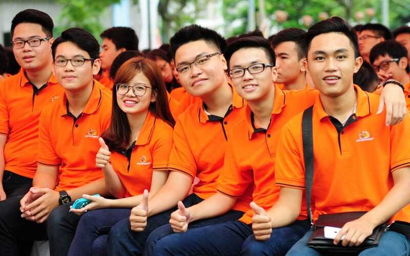 Áo thun trường đại học FPT