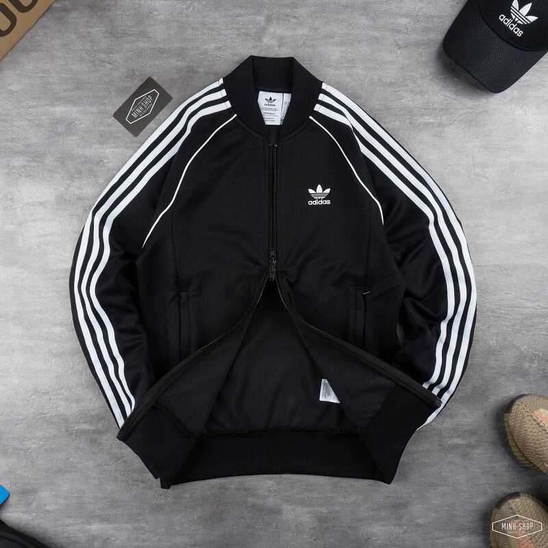 Top 5+ mẫu áo khoác đồng phục Adidas hot trend hiện nay 2 Mẫu áo khoác cổ điển Adicolor