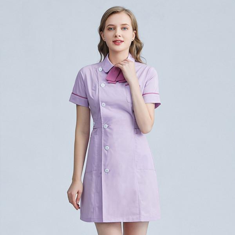 Đồng phục hộ lý giúp bảo vệ nhân viên hộ lý khi tiếp xúc với bệnh nhân nguy cơ lây nhiễm
