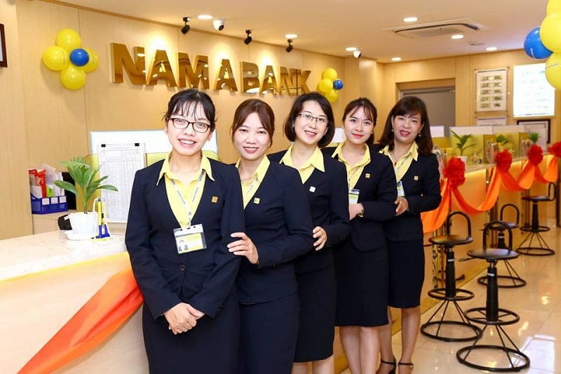 Đồng phục Nam Á Bank nổi bật với thiết kế hiện đại, tươi mới 2 dong-phuc-nam-a-bank-dep
