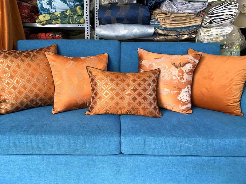 Gối Jacquard có hoạ tiết độc đáo