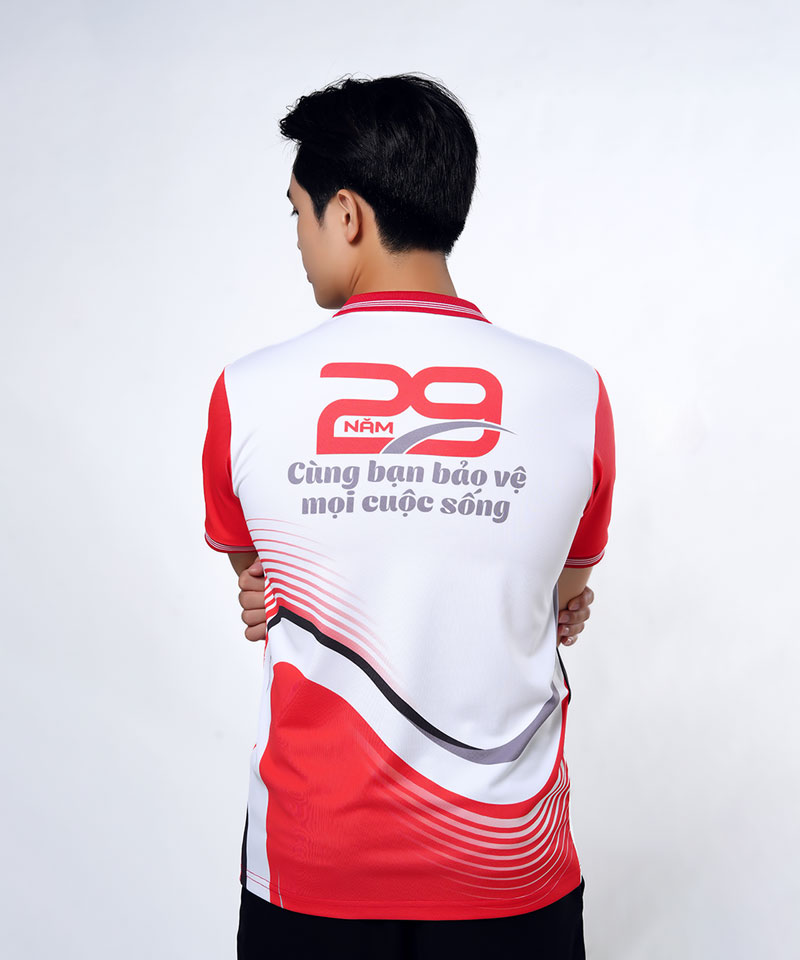 ao phong dong phuc team building thuong hieu prudential