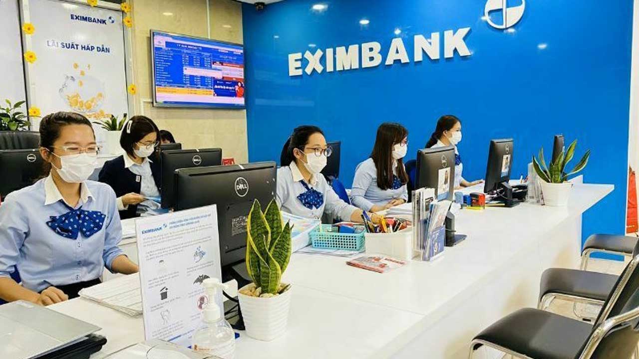 Đồng phục Eximbank và ý nghĩa đằng sau thiết kế đơn giản!