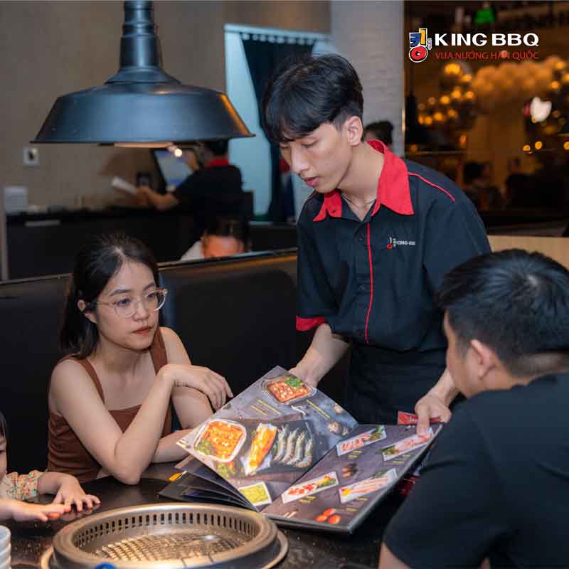 Áo đồng phục nhân viên phục vụ King BQQ
