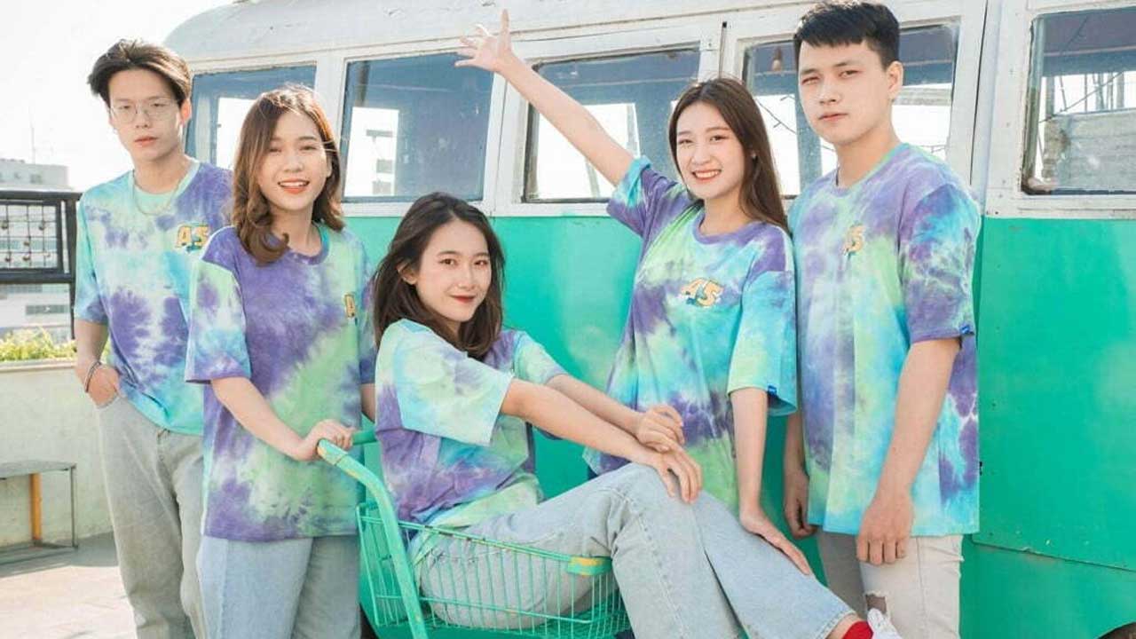 Quần áo nhóm bạn thân – Gợi ý những outfit cực chất