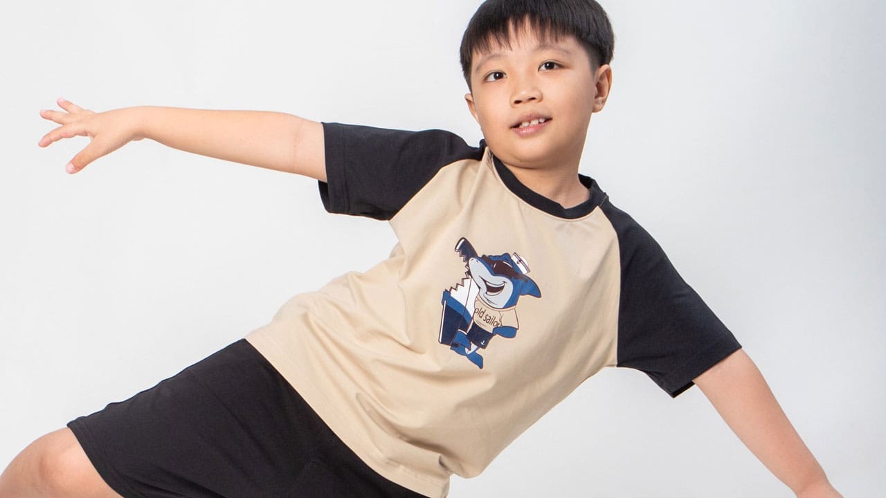 Cách phối đồ với áo thun trẻ em siêu xinh và đáng yêu