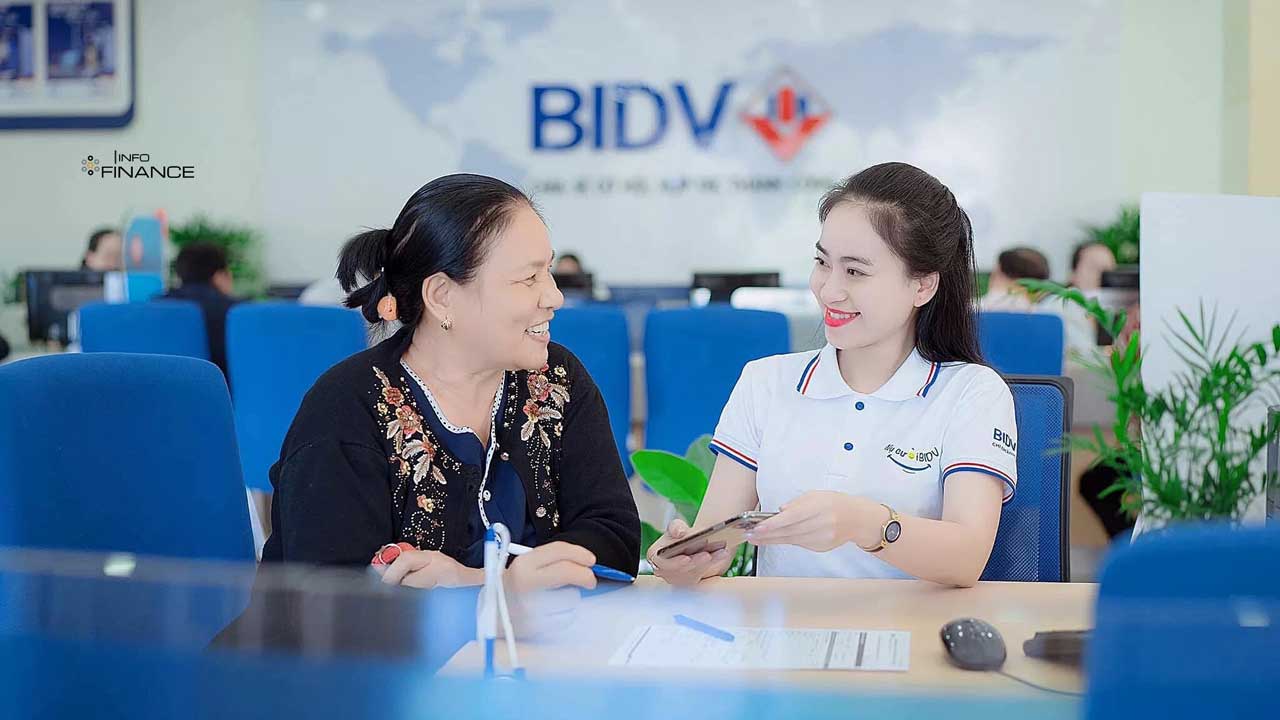 6 Mẫu đồng phục ngân hàng BIDV 2025: Sang trọng, Chuyên nghiệp