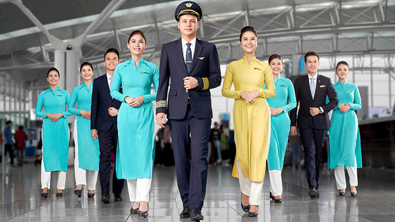 Giải mã chi tiết đồng phục tiếp viên hàng không Việt Nam Airline