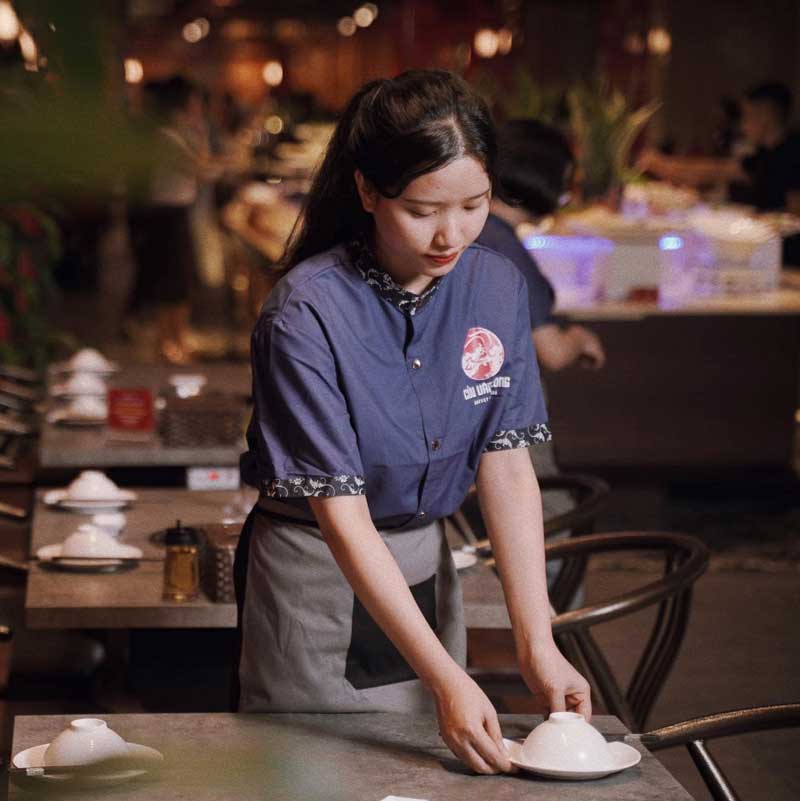 Đồng phục nhân viên nhà hàng Cửu Vân Long