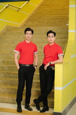 Áo phông đồng phục doanh nghiệp màu đỏ phối kẻ tay lịch thiệp 17 VIN 4503 1 1