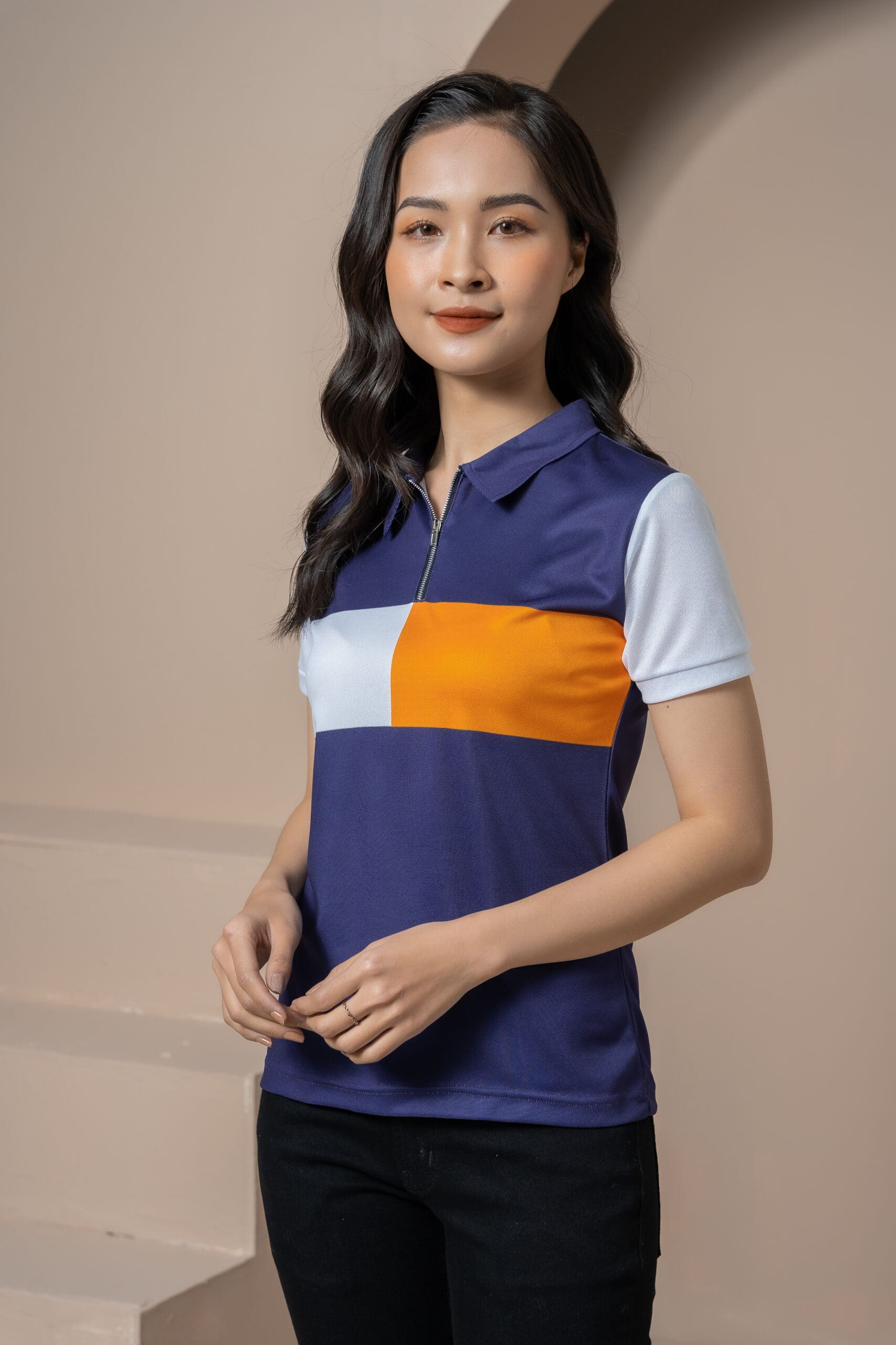 Áo phông đồng phục doanh nghiệp màu xanh phối cam, trắng 3 Áo phông đồng phục doanh nghiệp màu xanh phối cam, trắng - Ảnh 3