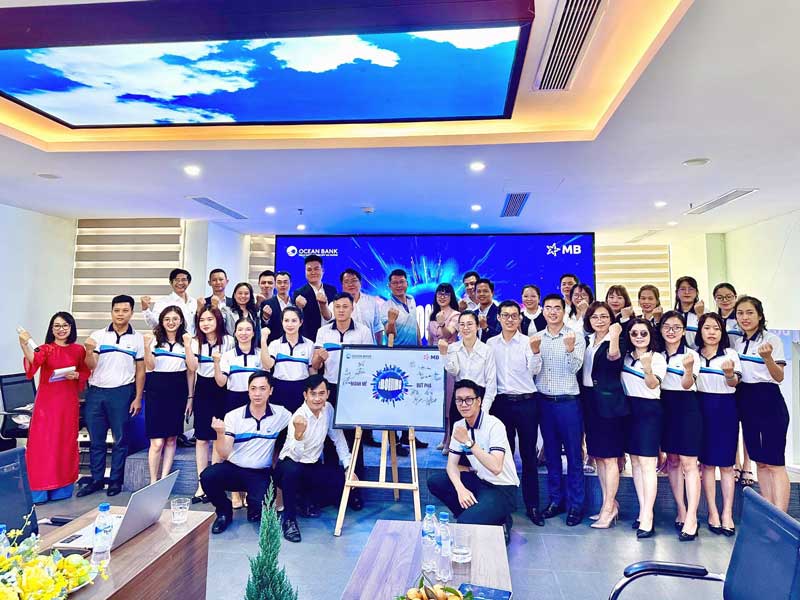 Mẫu áo polo đồng phục ngân hàng OceanBank