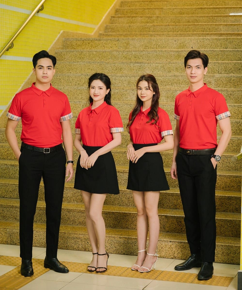 Áo phông đồng phục doanh nghiệp màu đỏ phối kẻ tay lịch thiệp 8 Áo phông đồng phục doanh nghiệp màu đỏ phối kẻ tay lịch thiệp - Ảnh 8