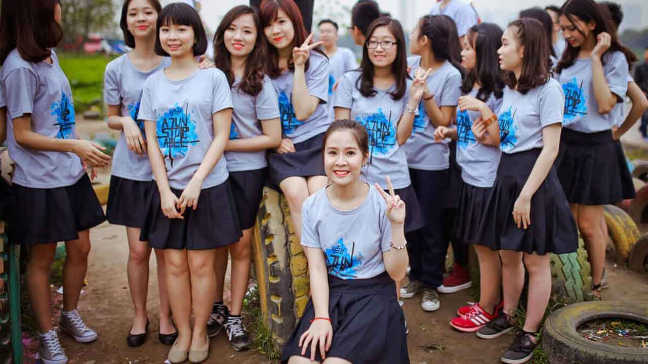 Khám phá mẫu áo lớp giá rẻ 50k và những lưu ý khi mua áo lớp giá rẻ