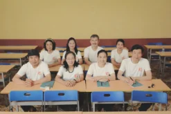 Mẫu Đồng Phục Họp Lớp Kỷ Niệm 45 Năm Trẻ Trung | Bảng Giá 2025 13 mau ao hop lop ky niem 45 nam