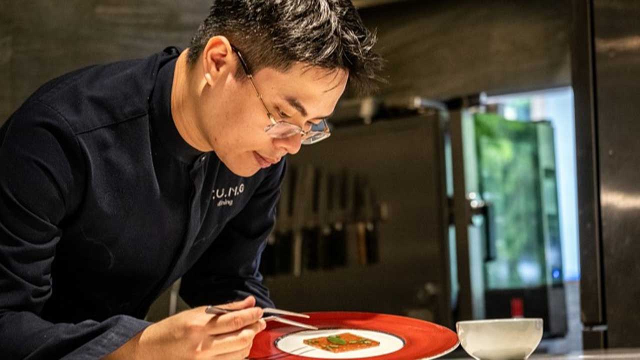 Đồng phục nhà hàng T.U.N.G Dining