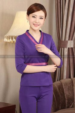 Kiểu dáng thiết kế đồng phục spa màu tím