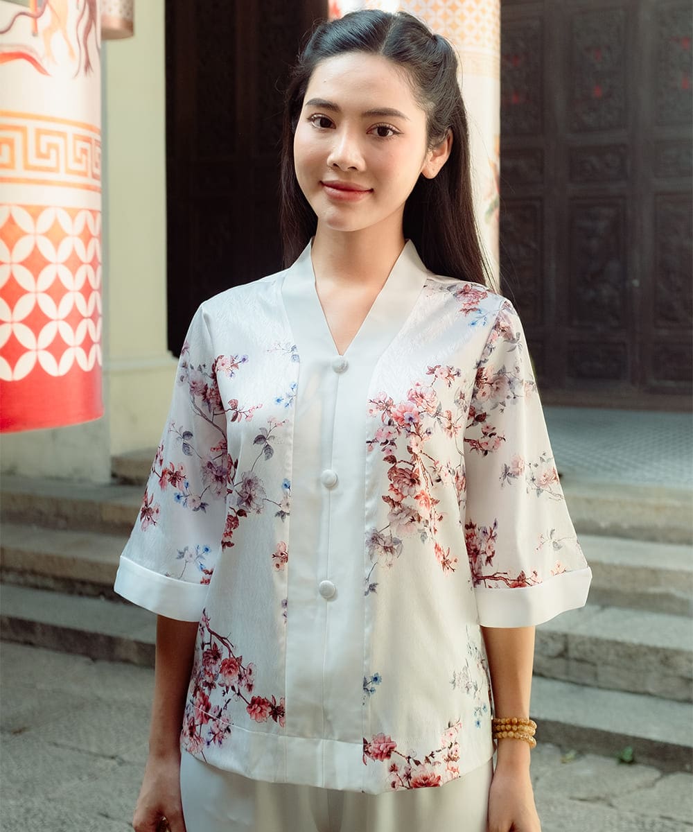 Pháp phục màu trắng vân hoa 5 Pháp phục màu trắng vân hoa - Ảnh 5