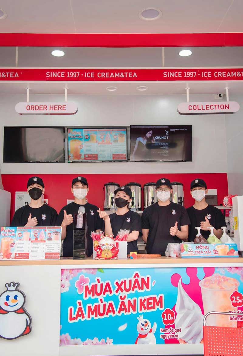 Tông màu chủ đạo đồng phục Mixue