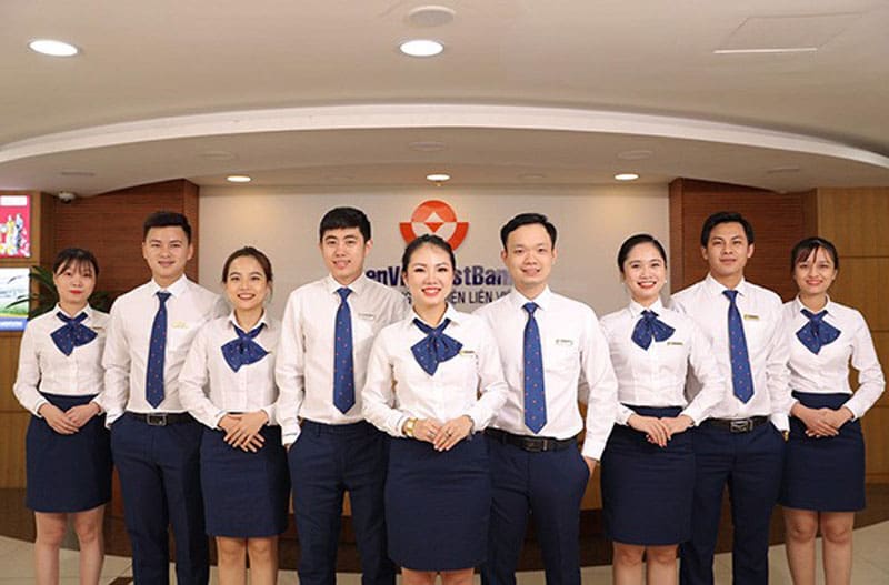 Tổng hợp 5+ Mẫu đồng phục ngân hàng Liên Việt PostBank bền đẹp, chất lượng cao cấp 2 Sơ mi đồng phục ngân hàng Liên Việt PostBank