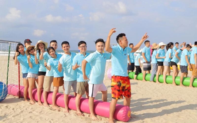 Chuẩn bị nhân sự và phân công nhiệm vụ cho từng nhóm
