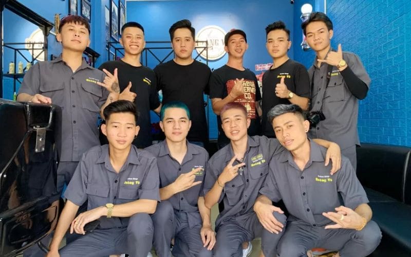 May đồng phục barber shop cần lưu ý điều gì?