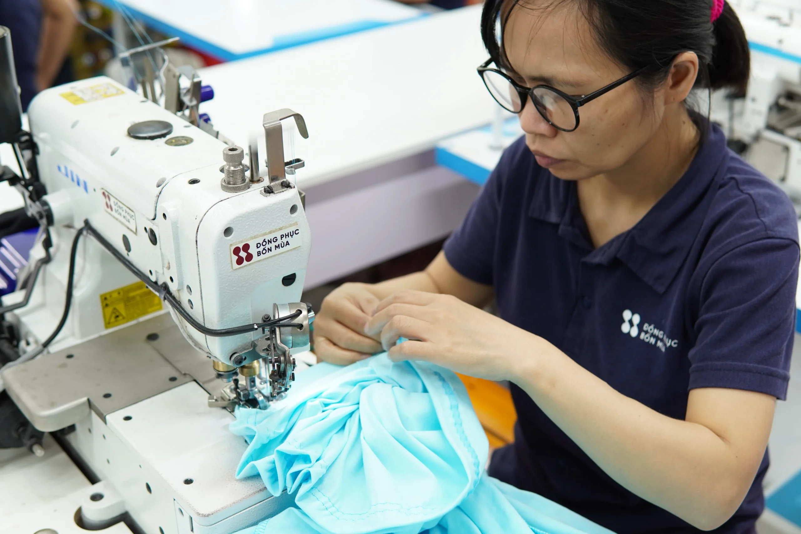 Đồng Phục Bốn Mùa - Đối tác đáng tin cậy cho doanh nghiệp cần may đồng phục